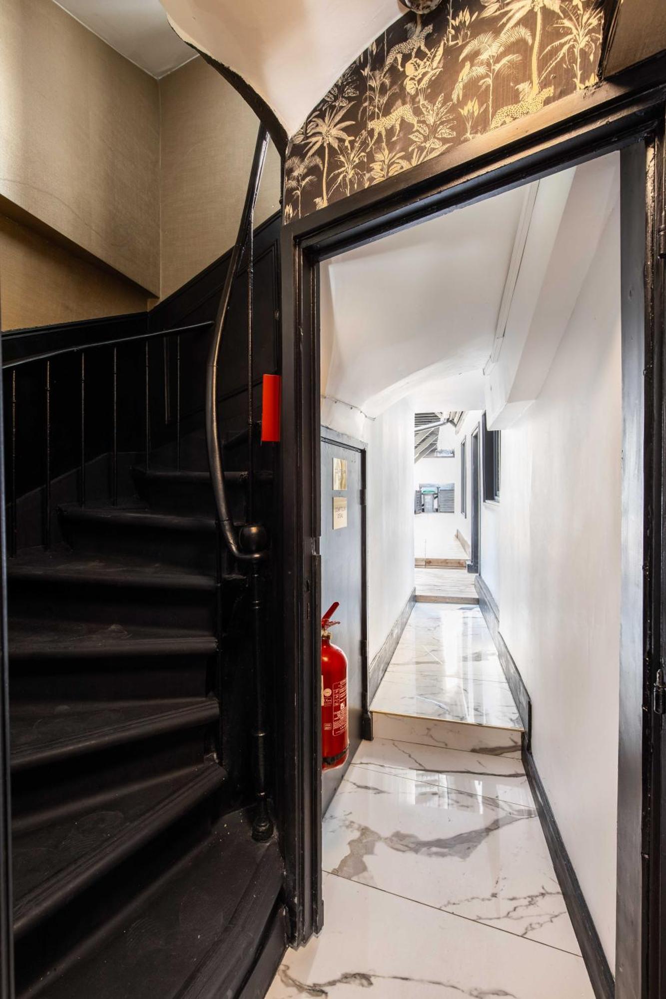 פריז Hostel Eiffel מראה חיצוני תמונה